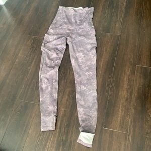 Lululemon reversible leggings
